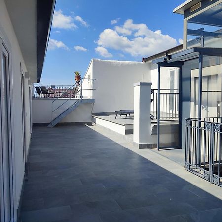 Terrazza Reale - Suite 2 Caserta Bagian luar foto